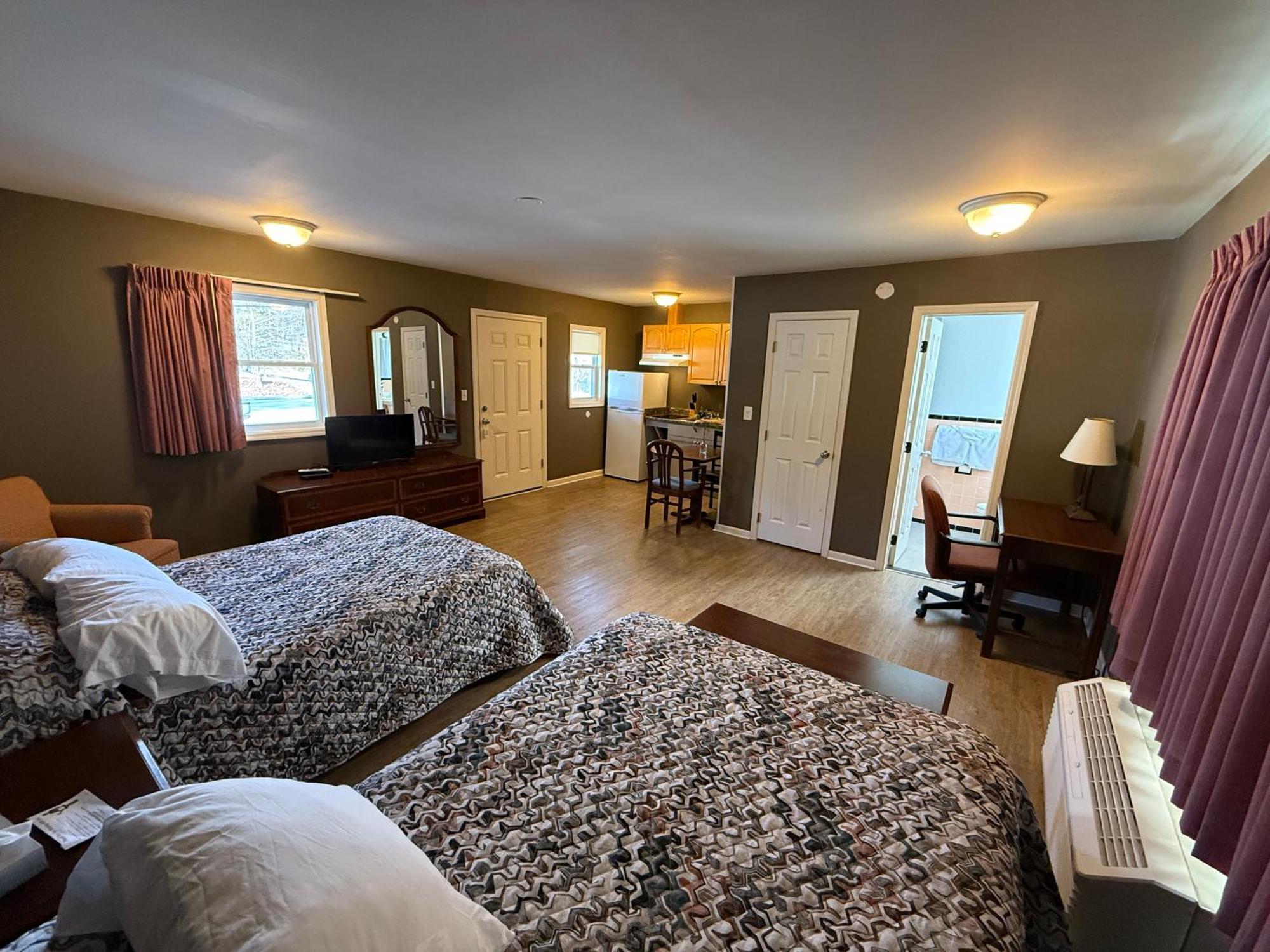 Heidi'S Inn Brewster Esterno foto