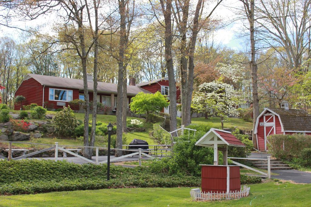 Heidi'S Inn Brewster Esterno foto