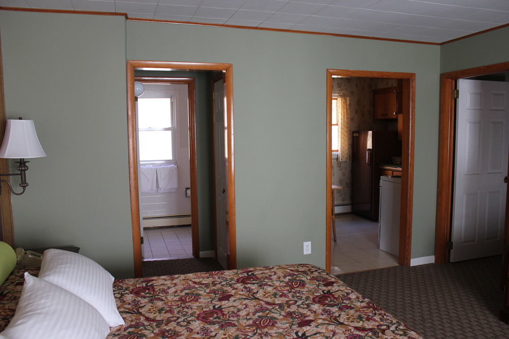 Heidi'S Inn Brewster Esterno foto