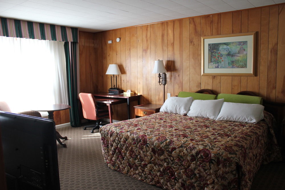 Heidi'S Inn Brewster Esterno foto